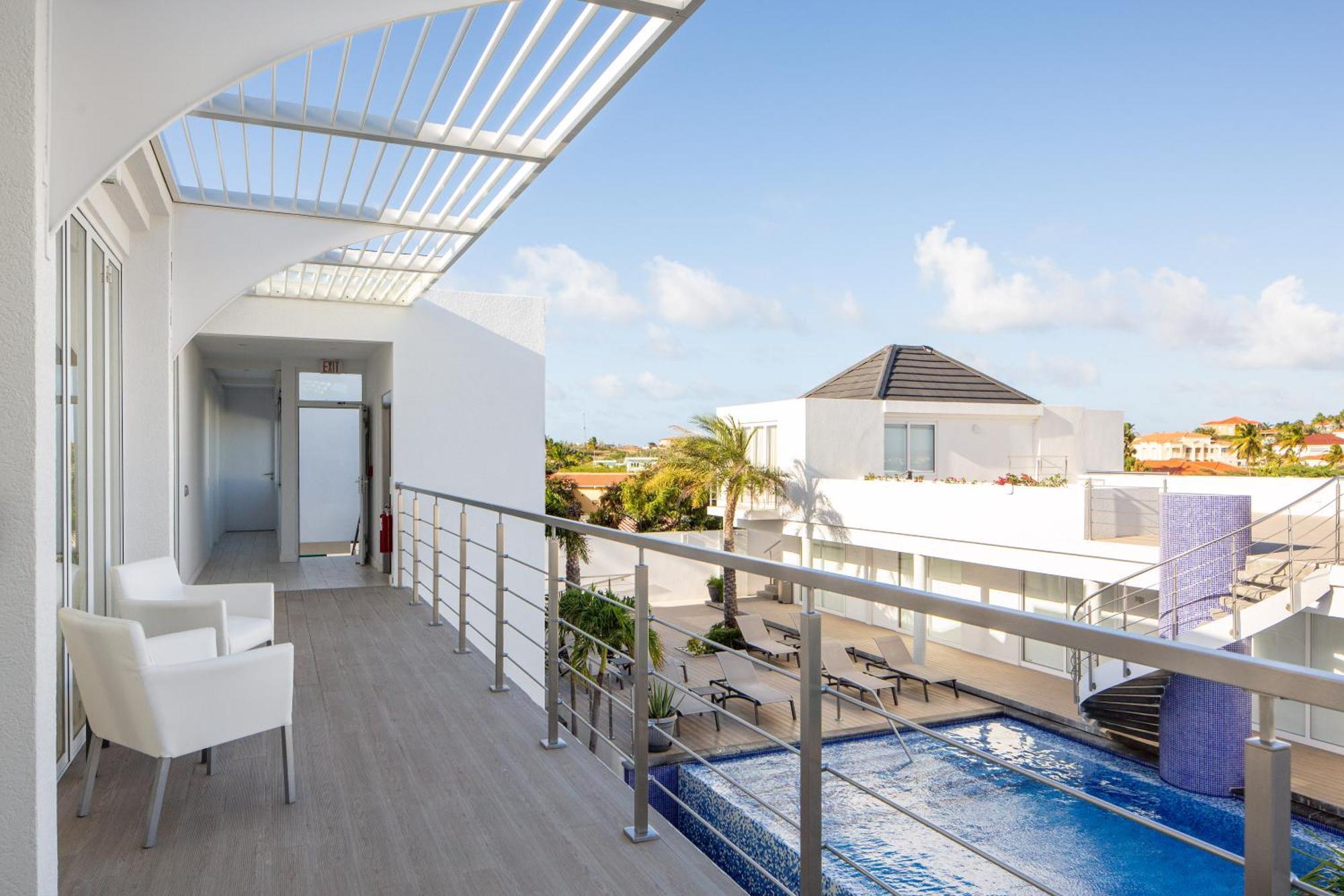 Ocean Z Boutique Hotel Palm Beach Exteriör bild