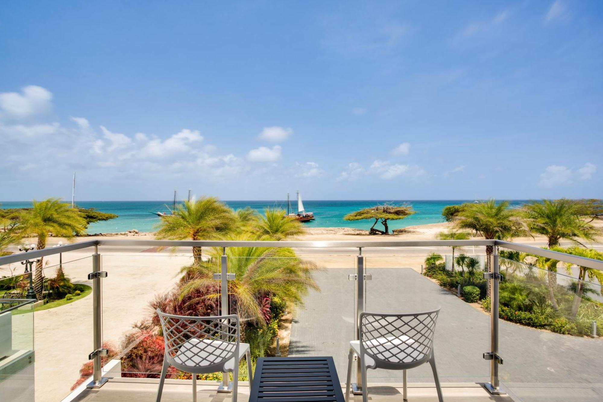 Ocean Z Boutique Hotel Palm Beach Exteriör bild