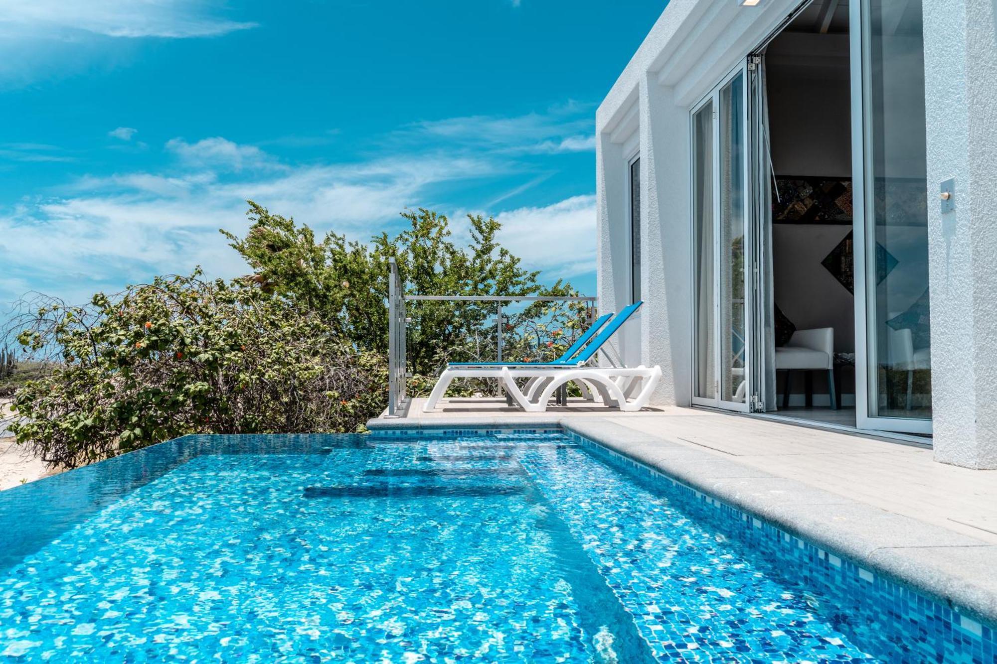 Ocean Z Boutique Hotel Palm Beach Exteriör bild