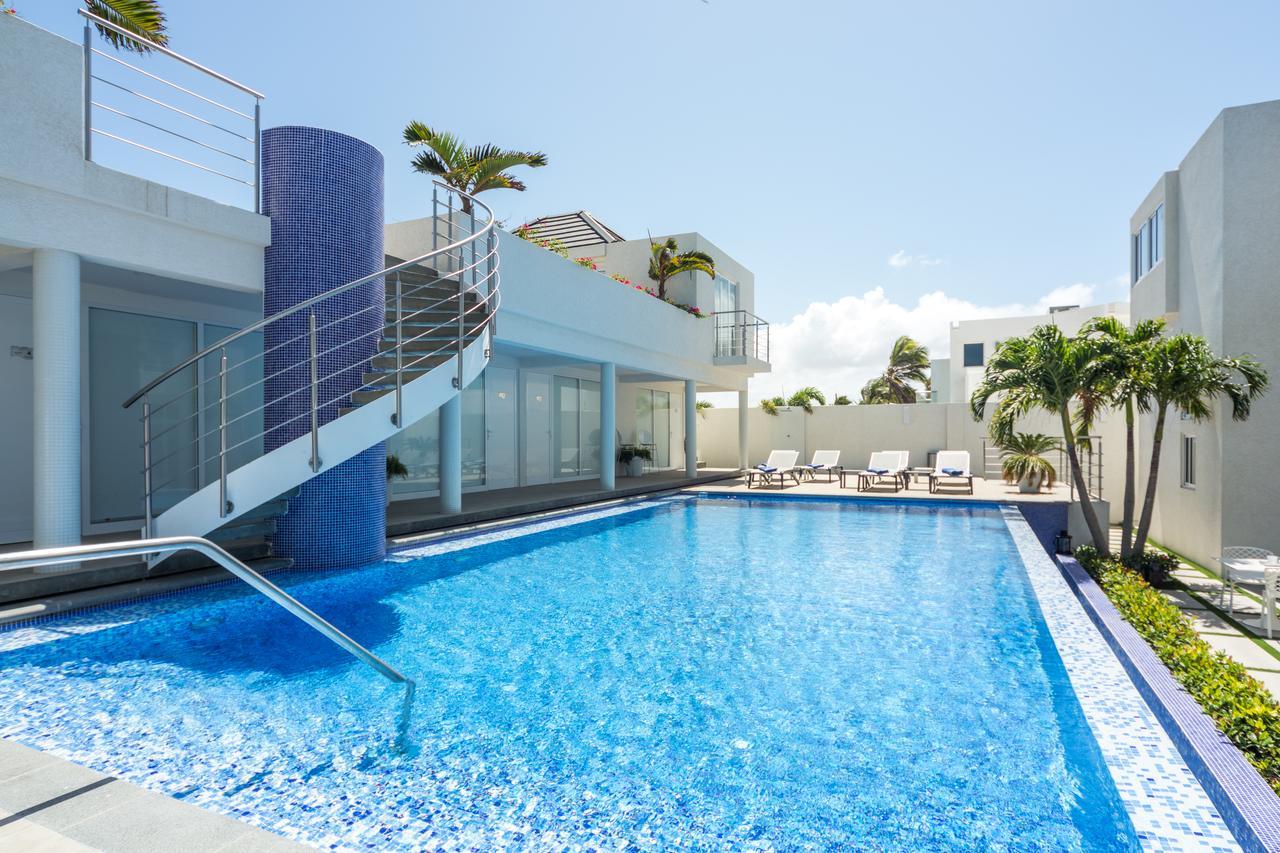 Ocean Z Boutique Hotel Palm Beach Exteriör bild